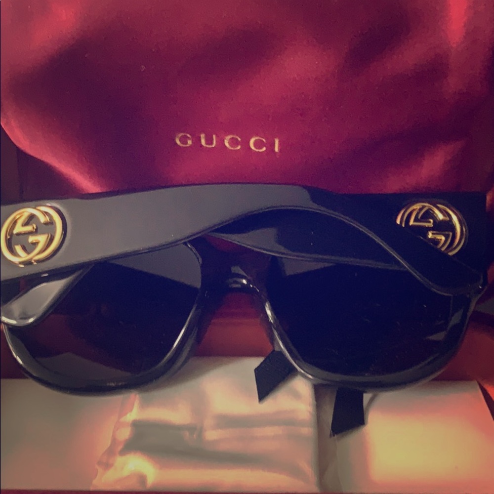 Sunglasses GUCCI